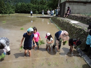 06.地元の子供達も楽しく.JPG