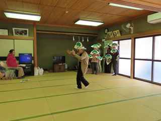松踊り練習１.JPG