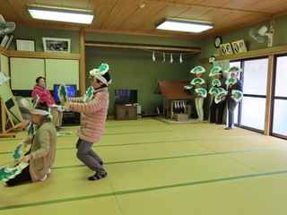 松踊り練習２.JPG